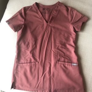 Figs mauve scrub top XXS